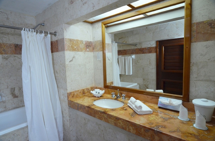 Hotel & Bungalows Mayaland