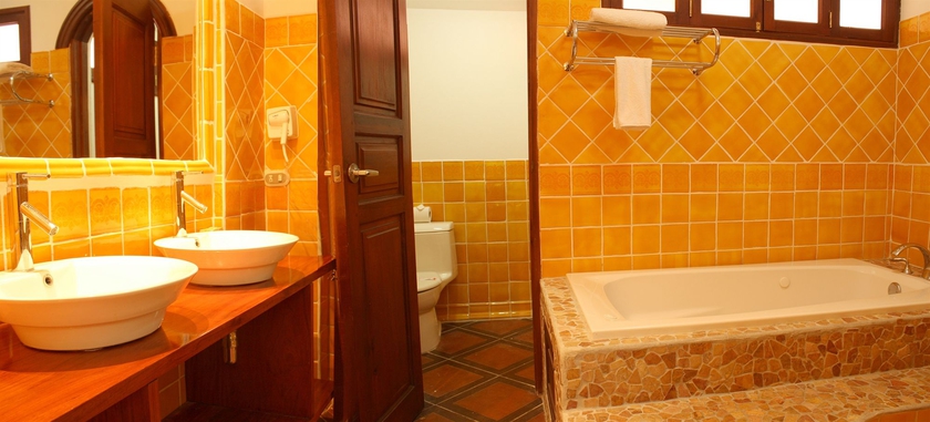 Hotel  Colonial