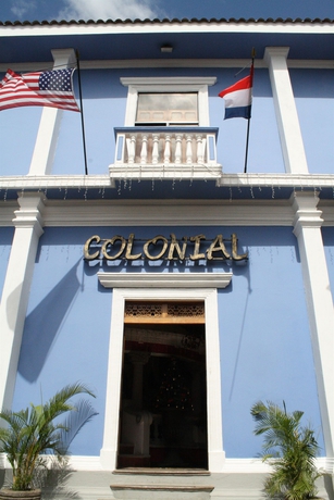 Hotel  Colonial