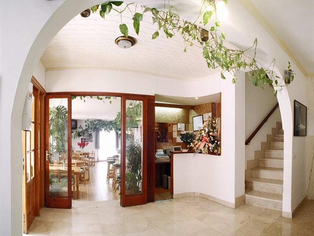 Hotel MANOLITA