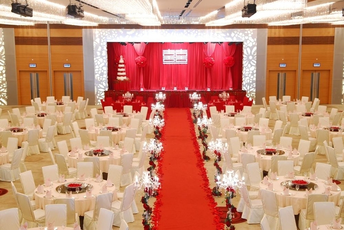 Hotel  Nina Convention Center
