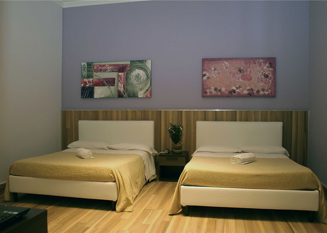 Hotel  Tonic