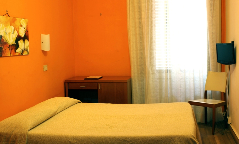 Hotel  Tonic
