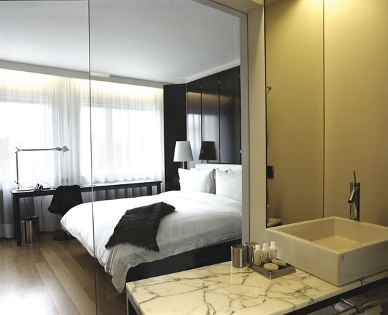 Hotel 101