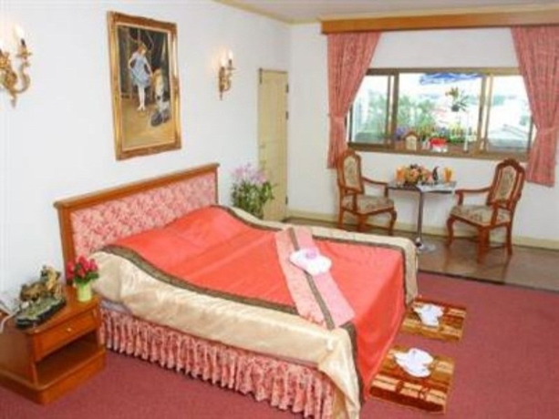 Hotel 13 Coins Hotel Bang Yai