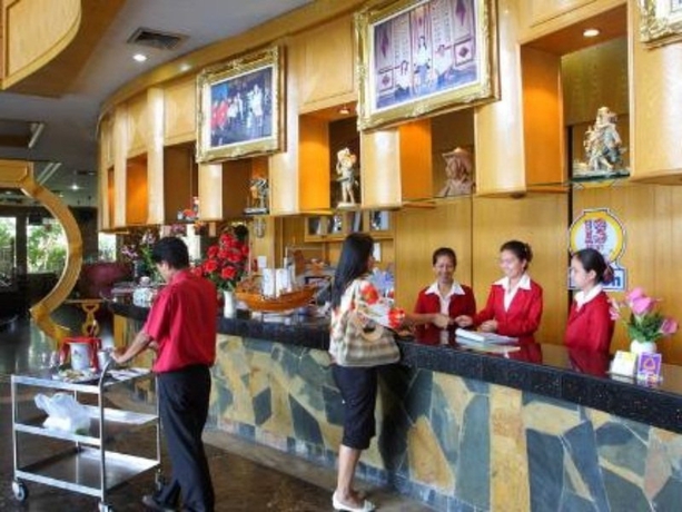 Hotel 13 Coins Hotel Bang Yai