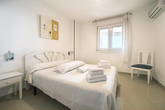 Hotel 2ª LINEA MULTISERVICIOS MARINA DOR