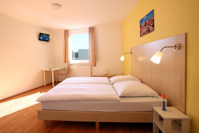 Hotel A and O Berlin Friedrichshain