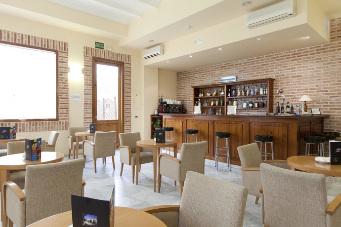Hotel AD HOC Parque Golf