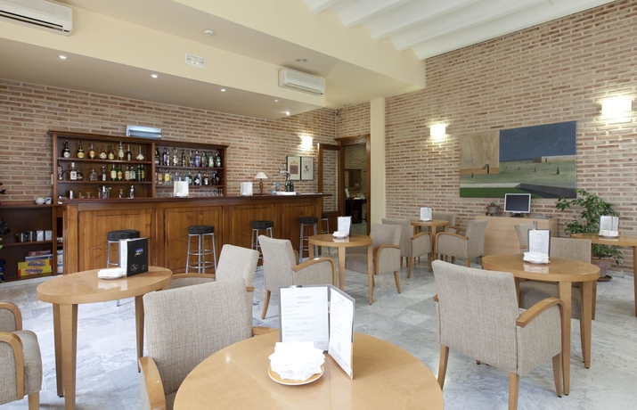 Hotel AD HOC Parque Golf