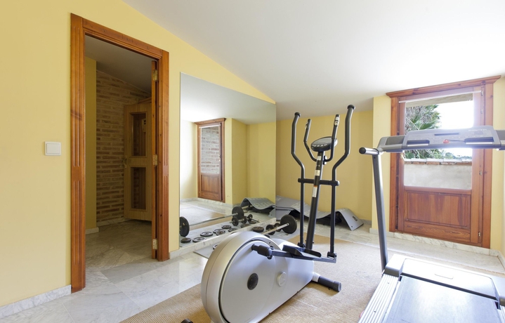 Hotel AD HOC Parque Golf