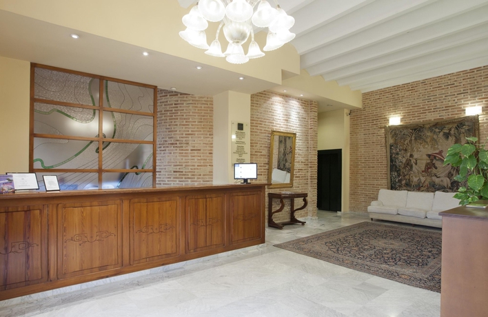 Hotel AD HOC Parque Golf