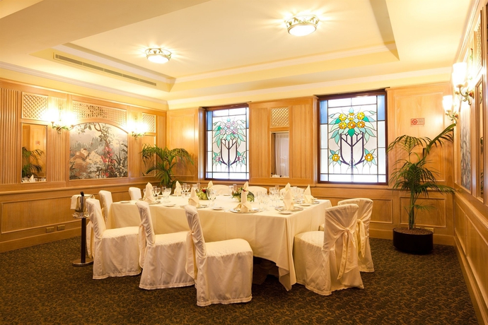 Hotel ADI DORIA GRAND