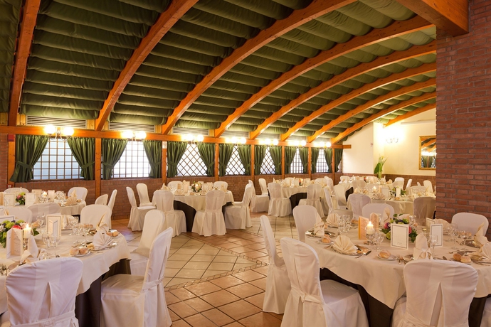 Hotel ADI DORIA GRAND