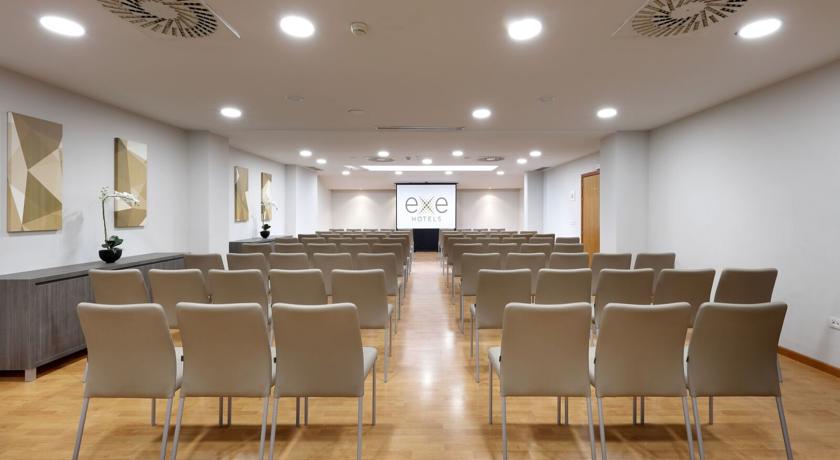 Hotel AH Agora WTC Zaragoza