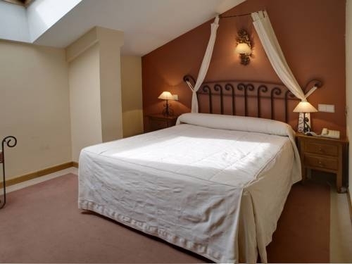 Hotel ARCO SAN VICENTE