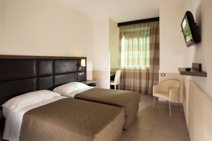 Hotel ARTIS