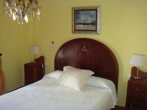 Hotel Abril
