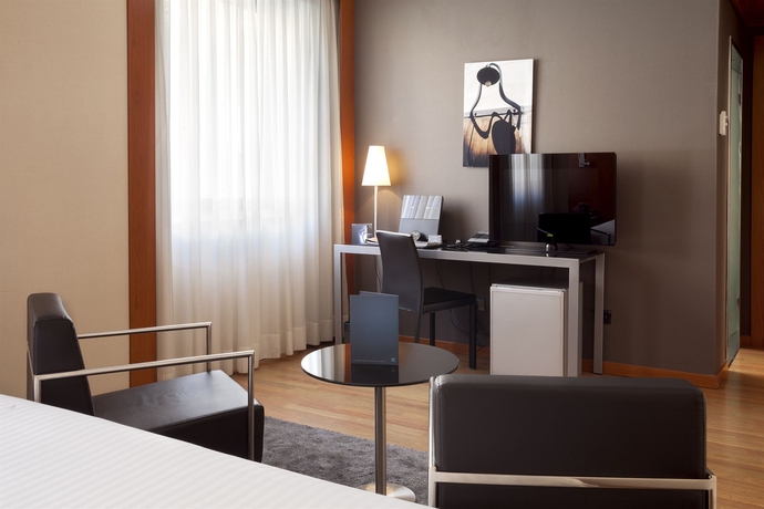 Hotel Ac Los Vascos