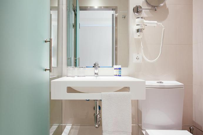 Hotel Acis y Galatea