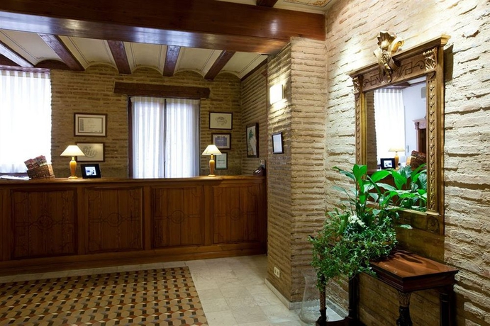 Hotel Ad Hoc Monumental