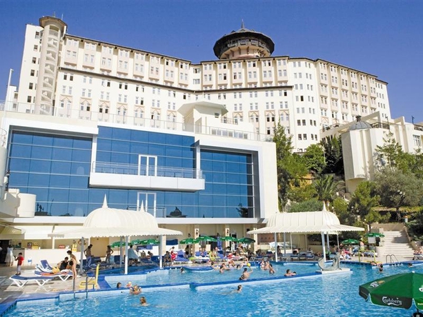 Hotel Adakule