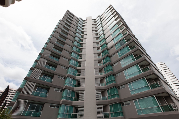Hotel Adelphi Grande Bangkok