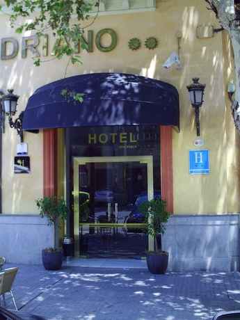 Hotel Adriano