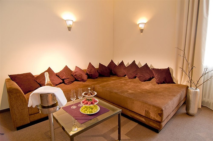 Hotel Ahat Plaza Herzog Am Dom