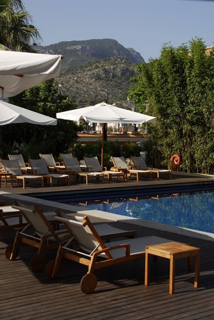 Hotel Aimia
