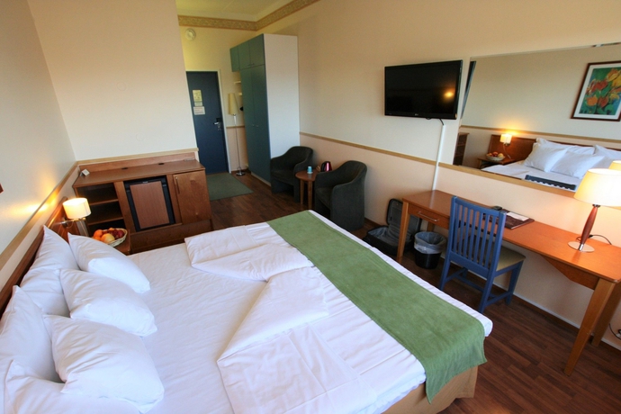 Hotel Airport Bonus Inn