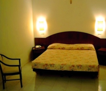 Hotel Akross