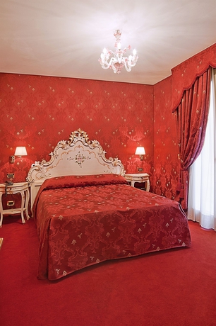 Hotel Al Graspo de Ua