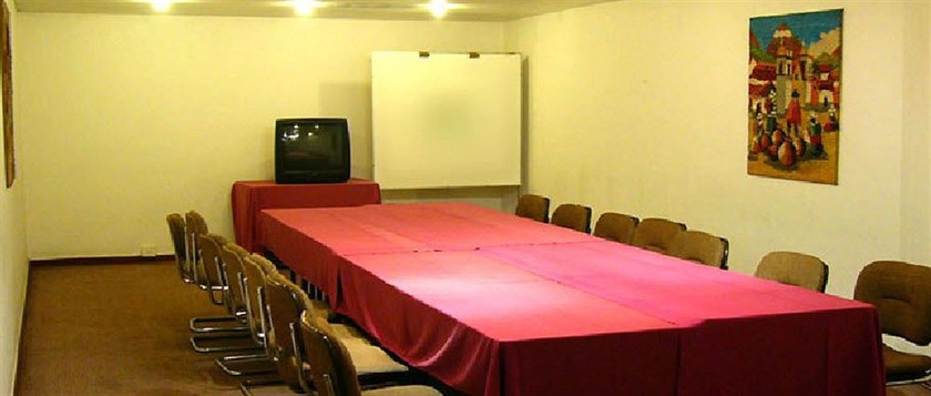 Hotel Alcala Del Rio