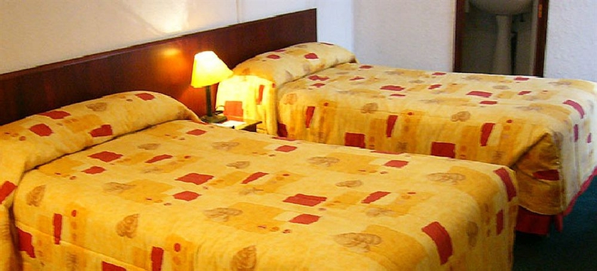 Hotel Alcala Del Rio
