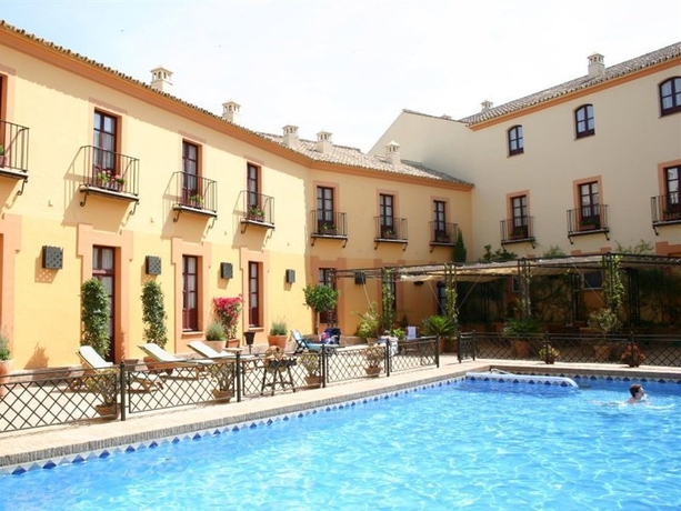 Hotel Alcazar De La Reina