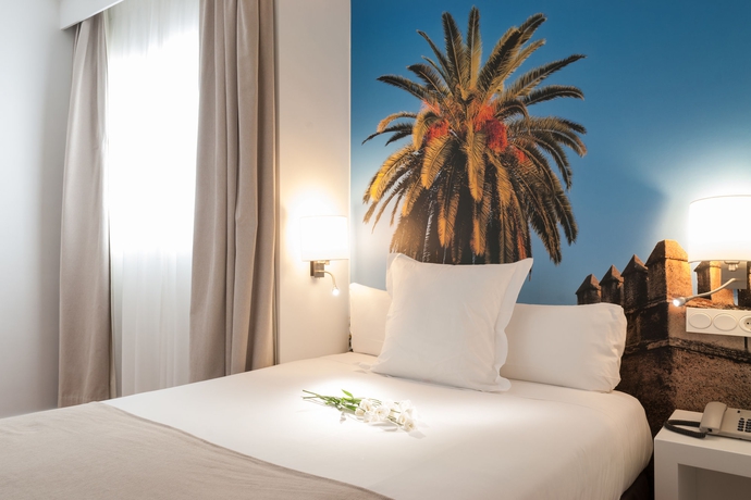 Hotel Alcazar