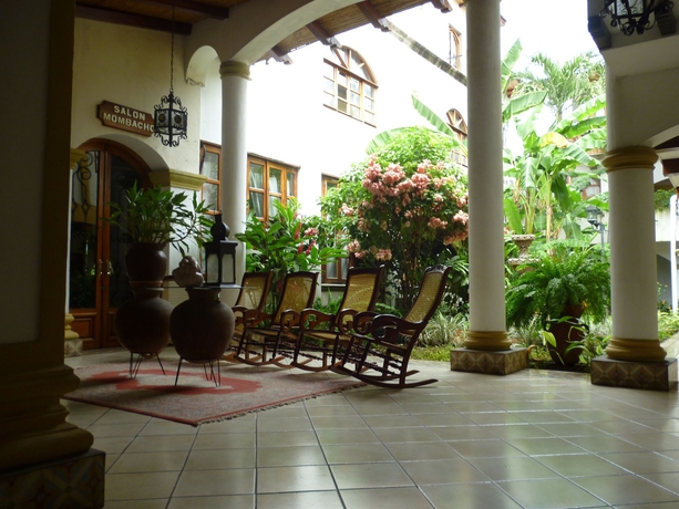 Hotel Alhambra