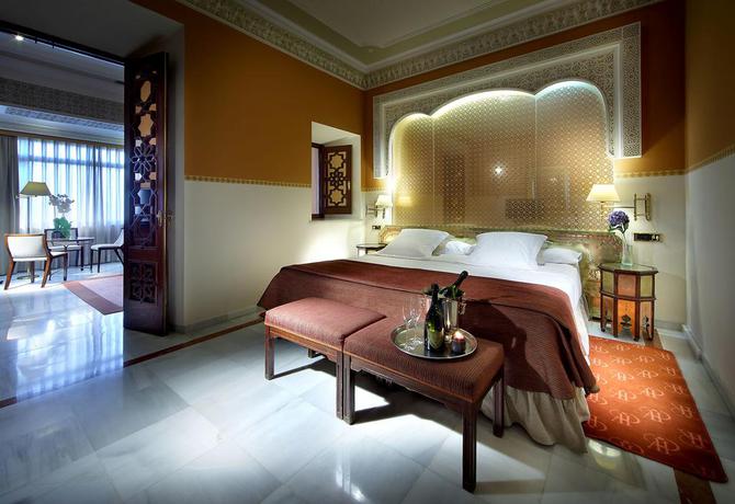 Hotel Alhambra Palace