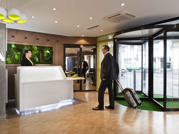 Hotel All Seasons Bibliotheque (ex Holiday Inn)