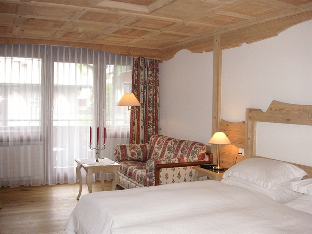 Hotel Allalin