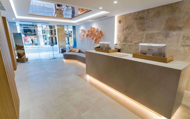 Hotel Almudaina