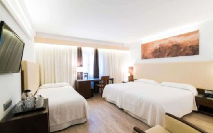 Hotel Almudaina