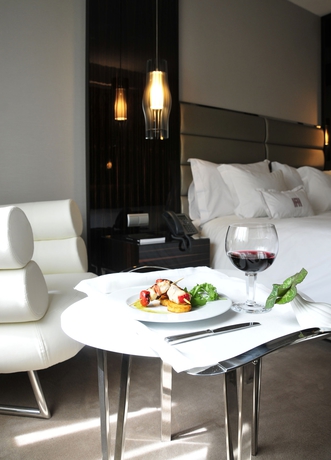 Hotel Altis