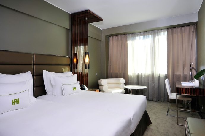 Hotel Altis