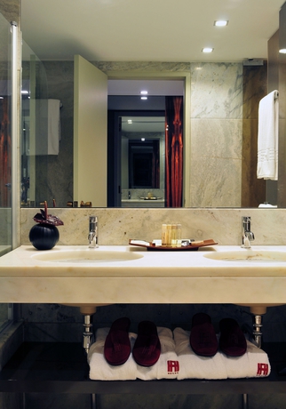 Hotel Altis