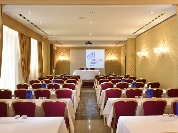Hotel Amadeus