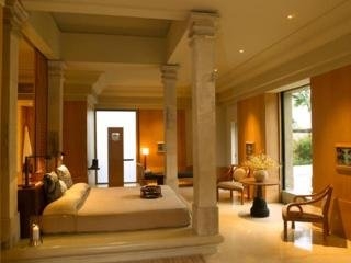 Hotel Amanjiwo