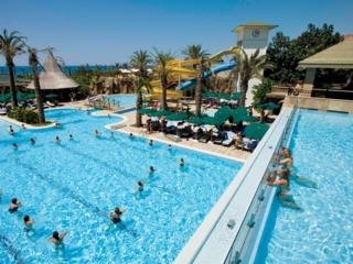 Hotel Amara Beach Resort