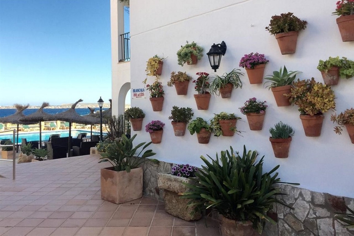 Hotel Amarillas